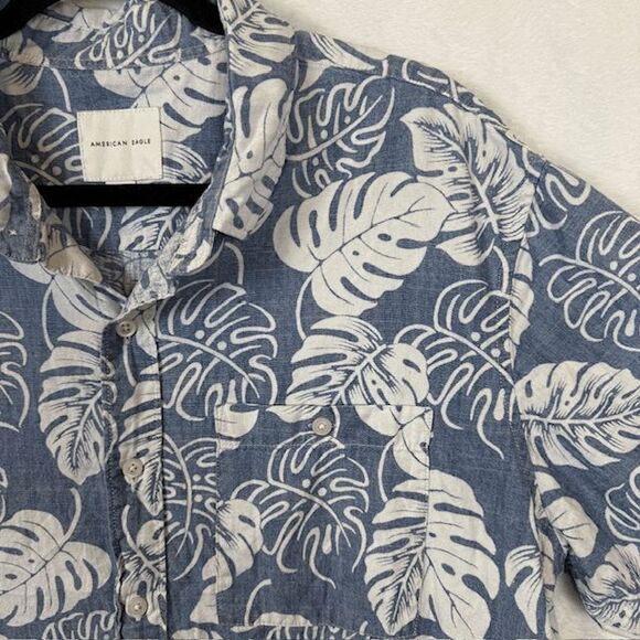 American Eagle Button Front Shirt Tropical Blue and White Palm Leaf Size Large - Picture 2 of 9